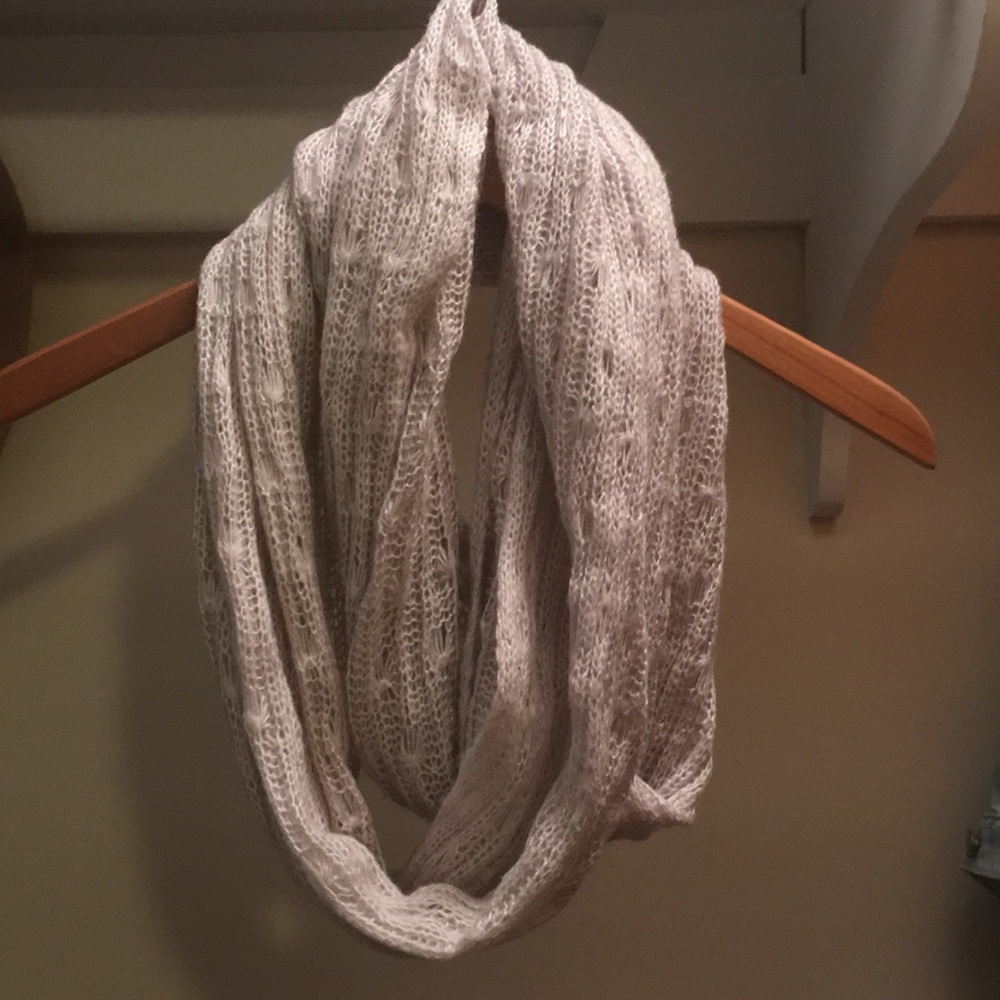 American Eagle Knit Lightweight Scarf
